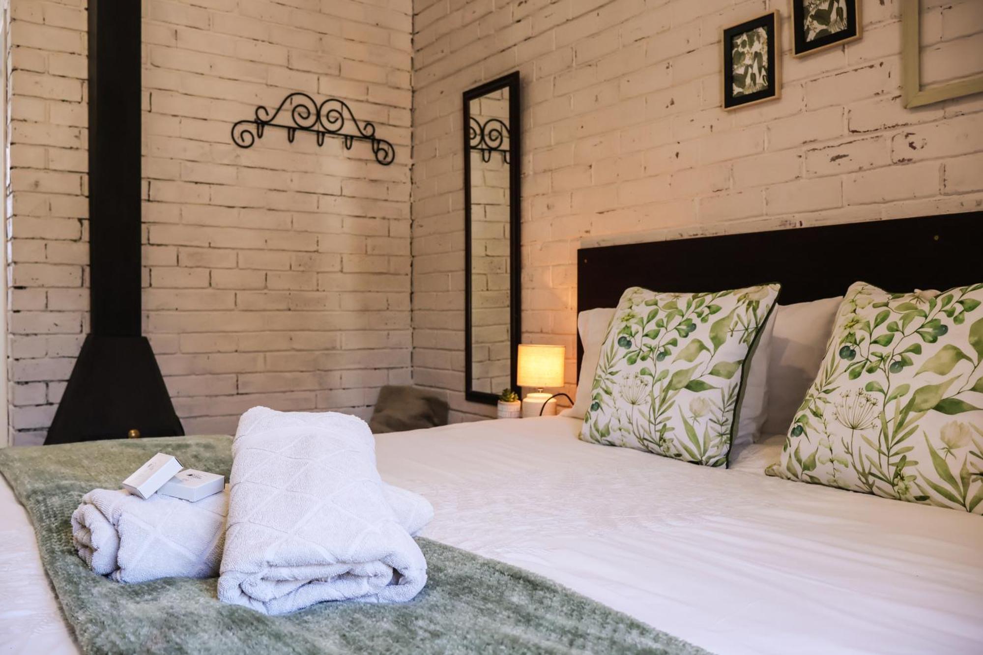 Rooiberg View Clarens Bed & Breakfast Exterior photo