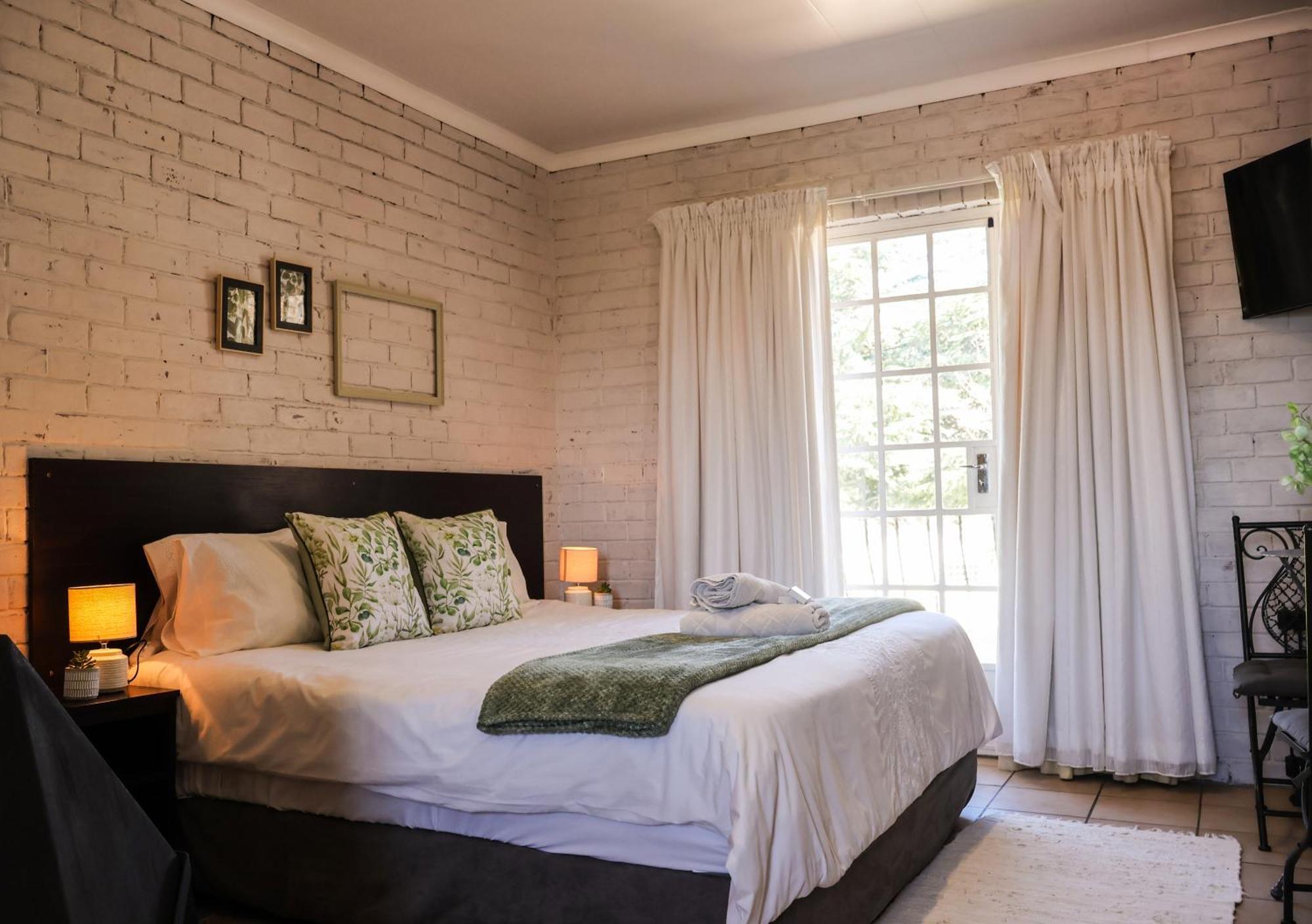 Rooiberg View Clarens Bed & Breakfast Exterior photo